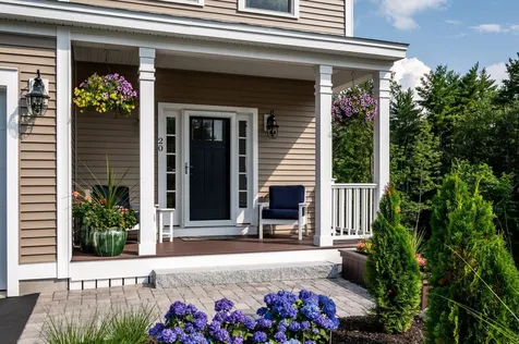 20 Breslin Farm Road Stratham NH 03885