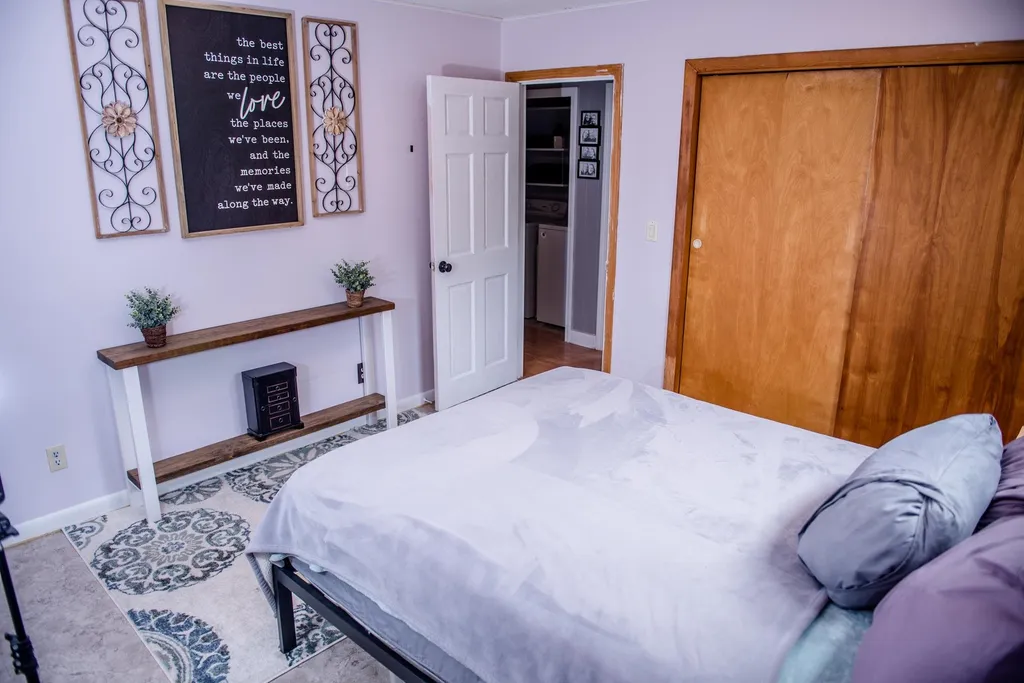 16 Pinecrest Avenue Berlin NH 03570