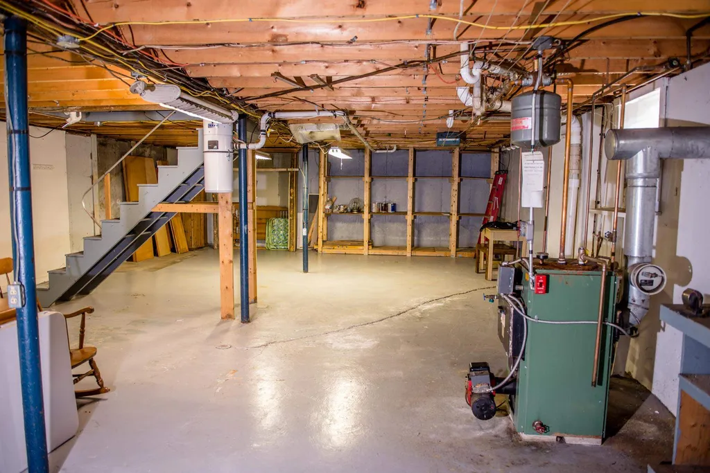 16 Pinecrest Avenue Berlin NH 03570