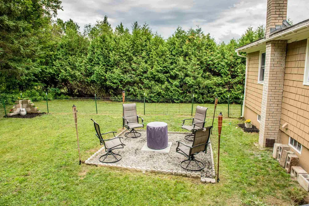 16 Pinecrest Avenue Berlin NH 03570