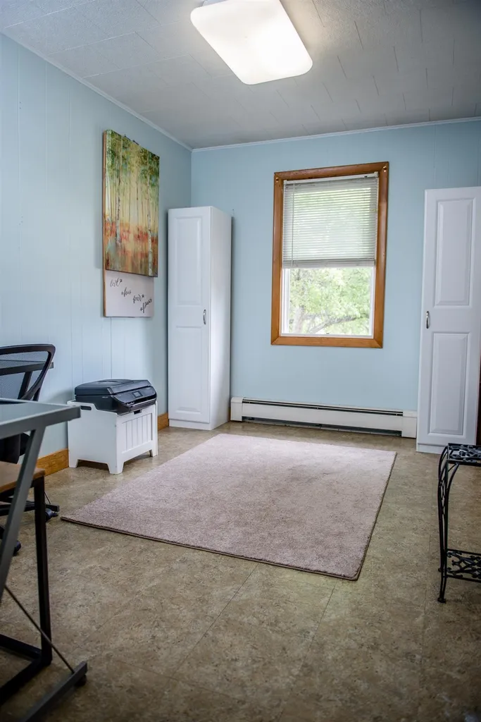16 Pinecrest Avenue Berlin NH 03570