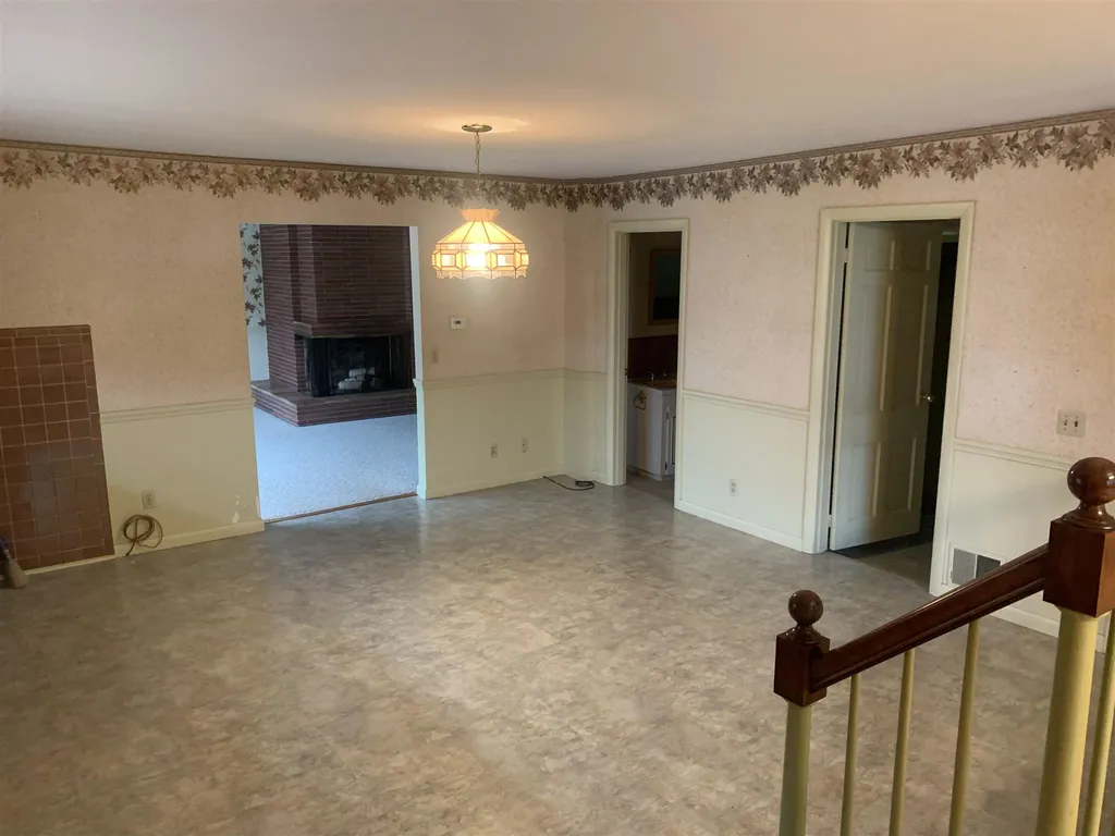 334 S River Road Bedford NH 03110