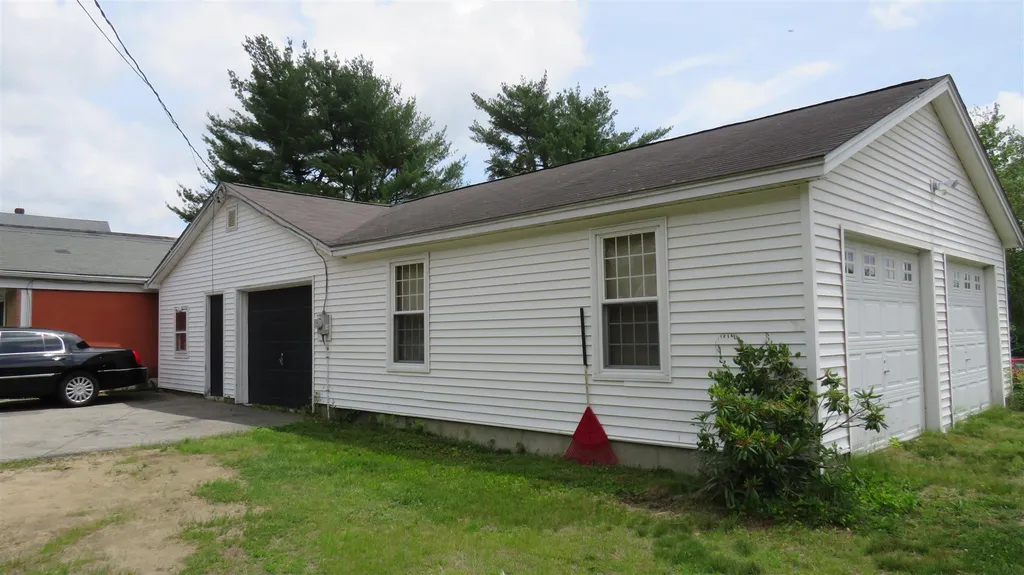 177 Rockingham Road Auburn NH 03032