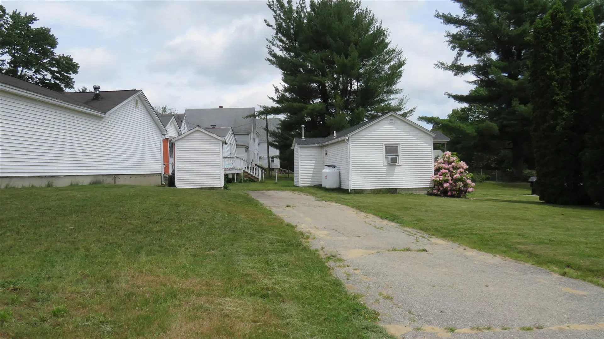 177 Rockingham Road Auburn NH 03032