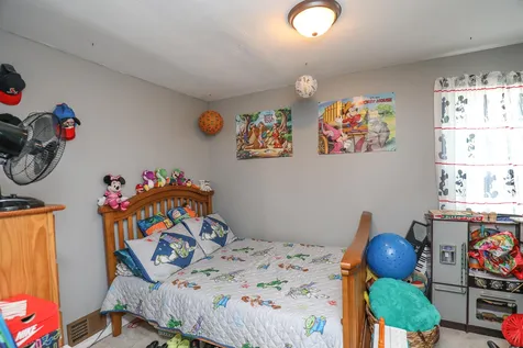 473 Hevey Street Manchester NH 03102