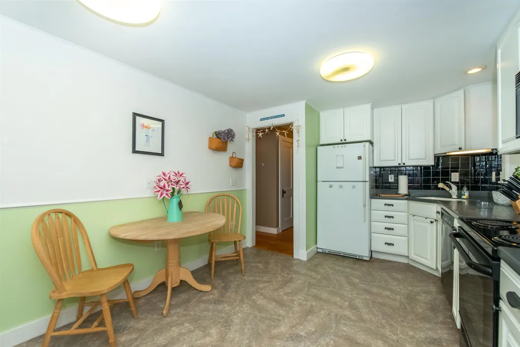 12 Parent Street South Berwick ME 03908