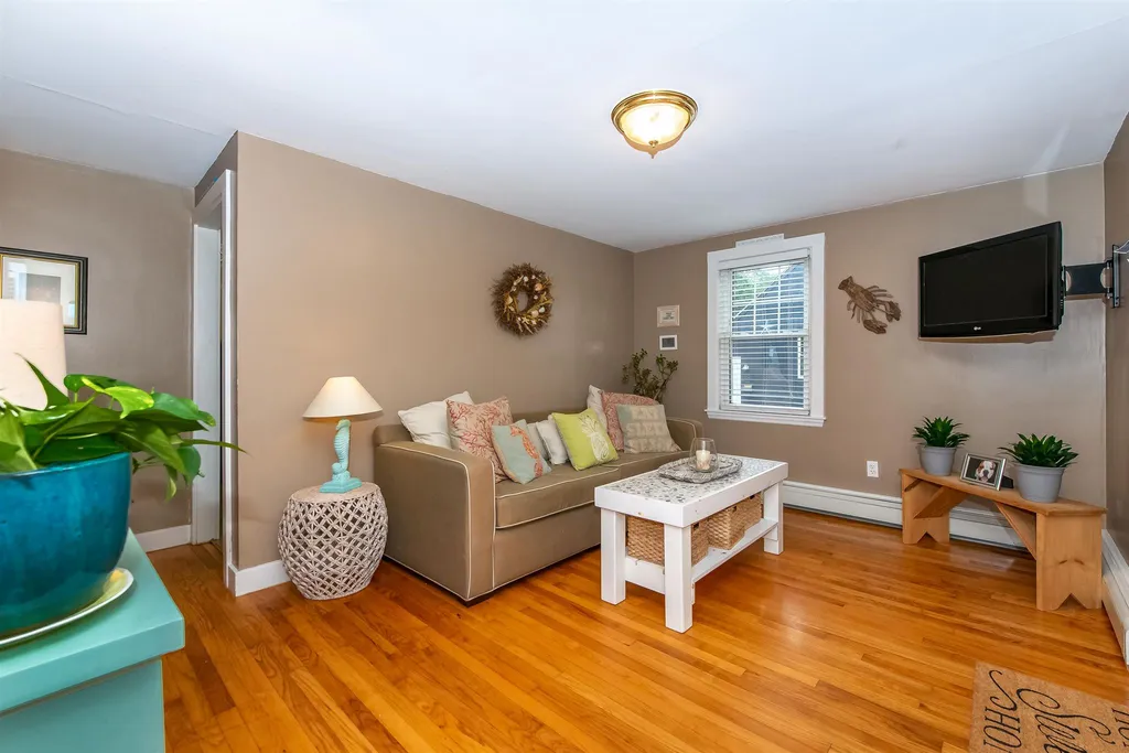 12 Parent Street South Berwick ME 03908