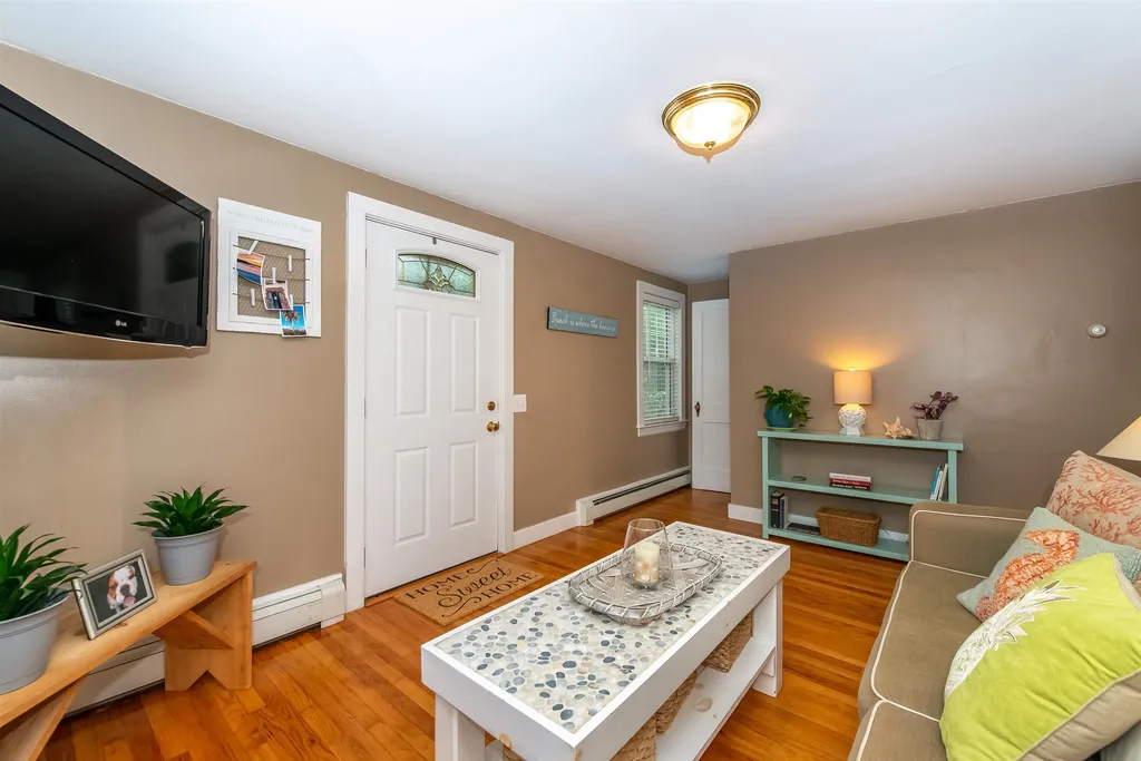 12 Parent Street South Berwick ME 03908