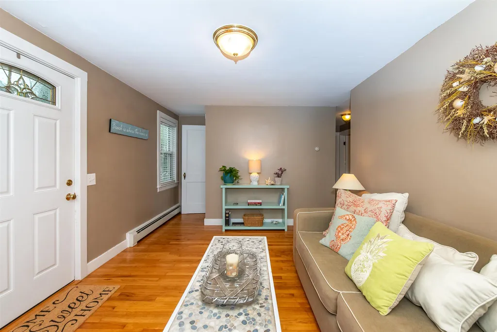 12 Parent Street South Berwick ME 03908
