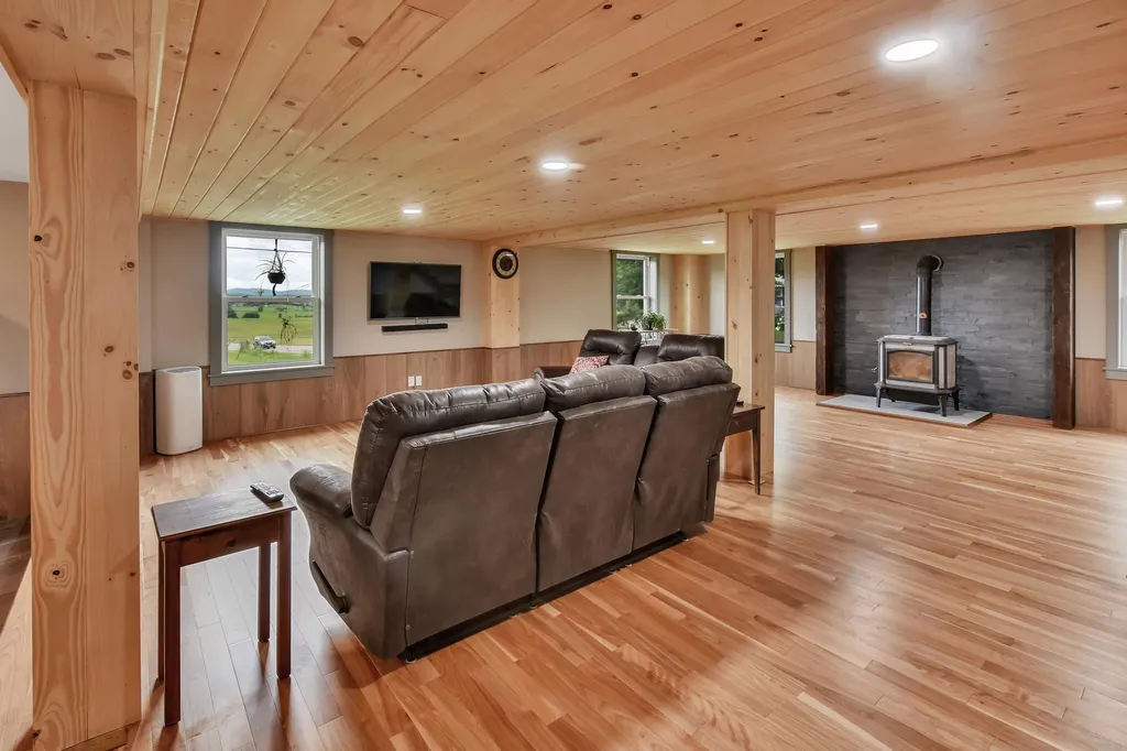 2 Austin Road Fairfax VT 05454