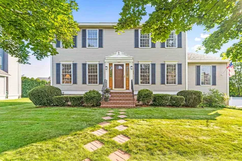 194 Stonington Drive Manchester NH 03109