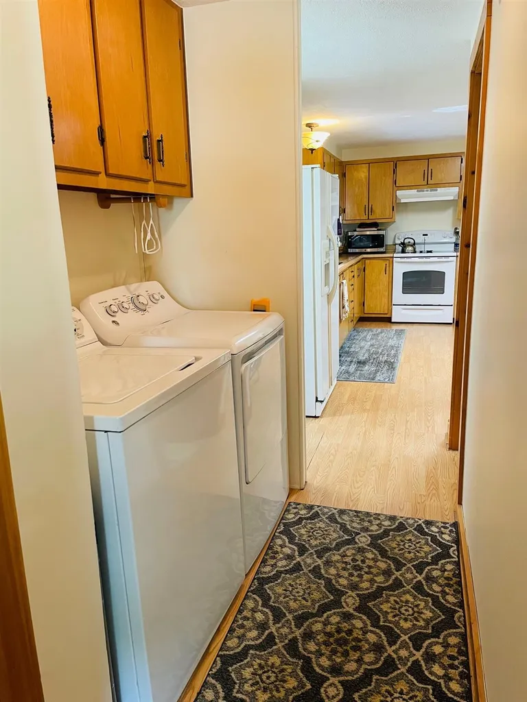 11 Brook Circle Loudon NH 03307