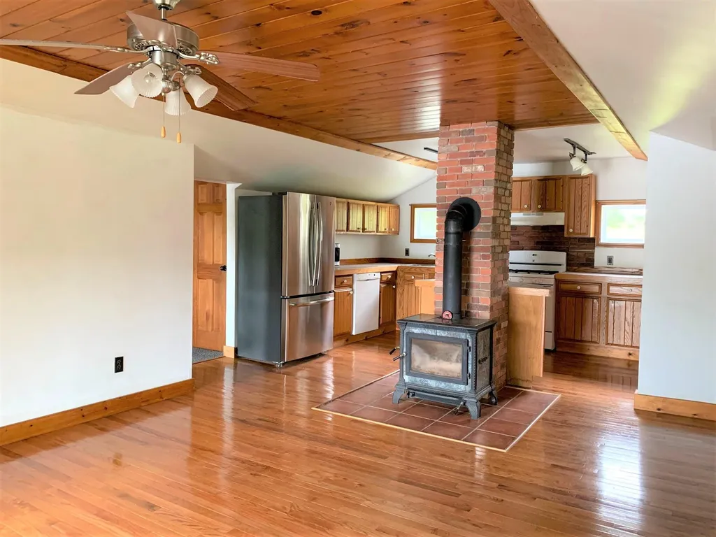 411 Bay Road Andover NH 03216