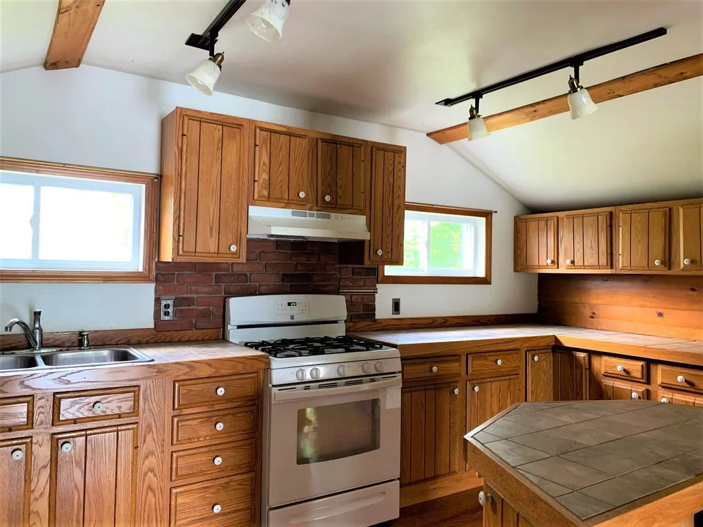 411 Bay Road Andover NH 03216