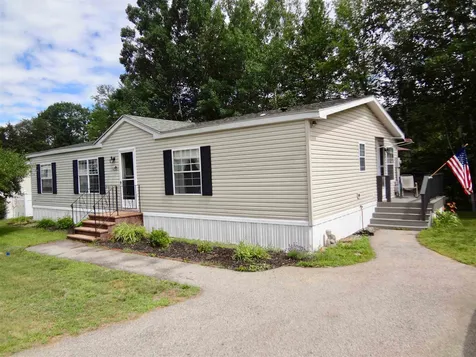 82 Dudley Circle Laconia NH 03246