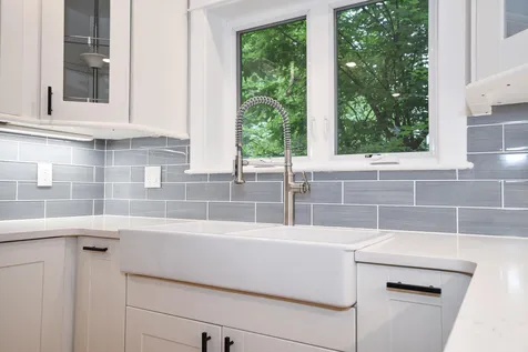 25 Bellamy Road Dover NH 03820