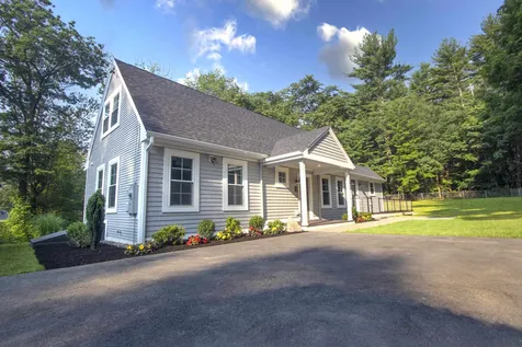 25 Bellamy Road Dover NH 03820