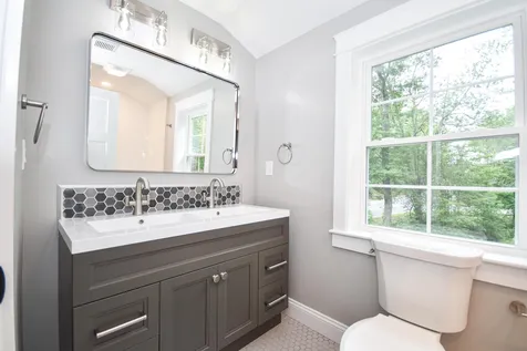 25 Bellamy Road Dover NH 03820