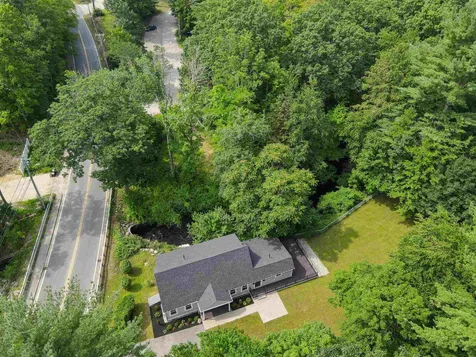 25 Bellamy Road Dover NH 03820