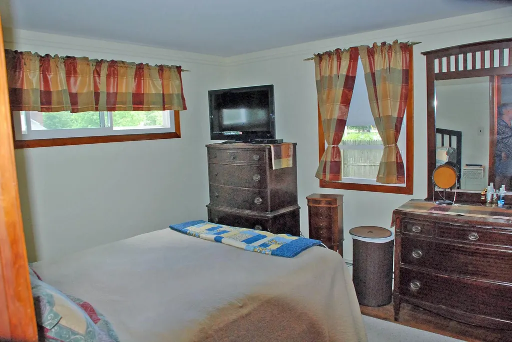 6 Colonial Drive Keene NH 03431