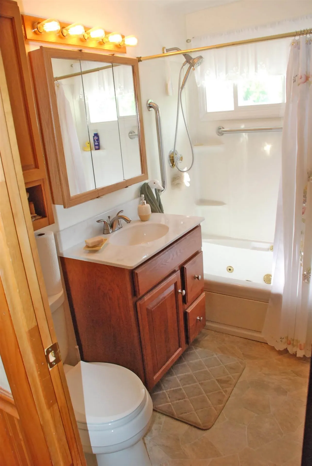 6 Colonial Drive Keene NH 03431