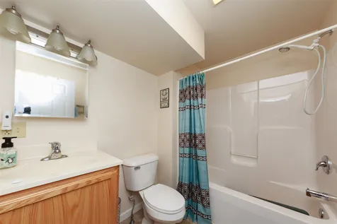 32 Leclair Street Winooski VT 05404