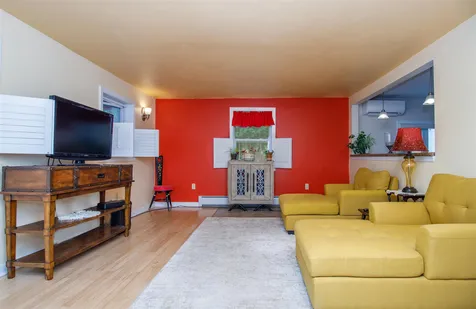 32 Leclair Street Winooski VT 05404