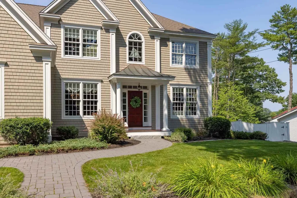 110 Main Mast Circle New Castle NH 03854