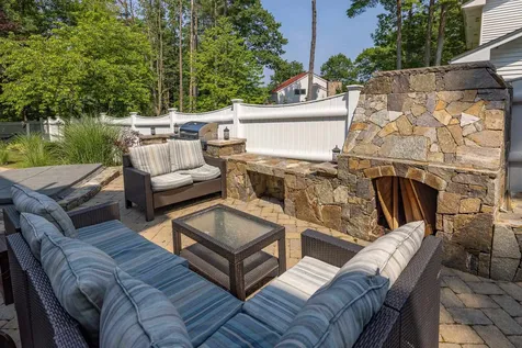 110 Main Mast Circle New Castle NH 03854