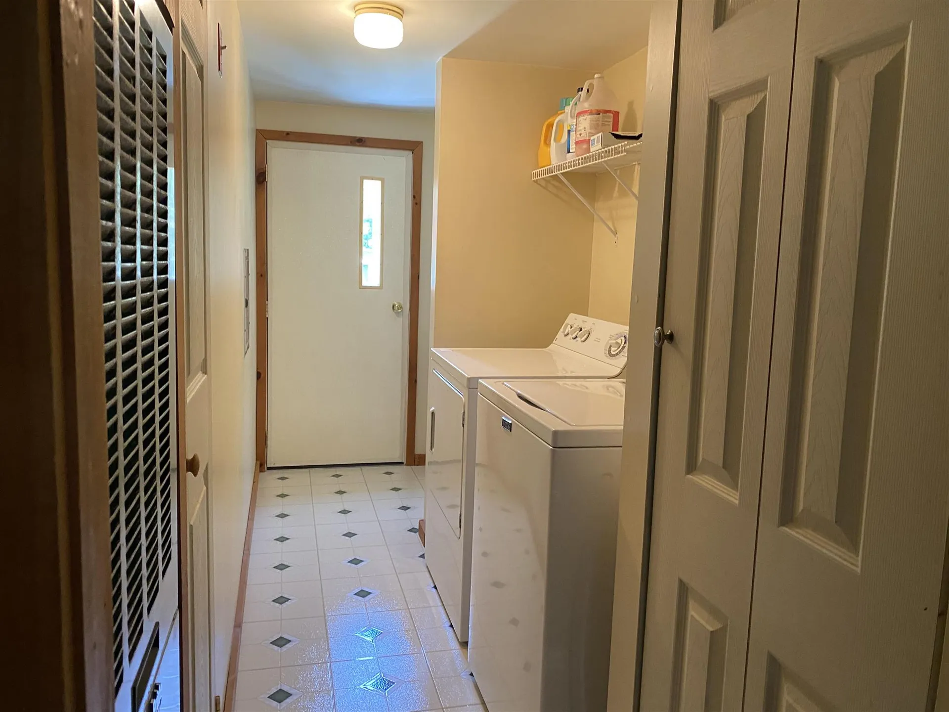 25 Mccusker Place Claremont NH 03743