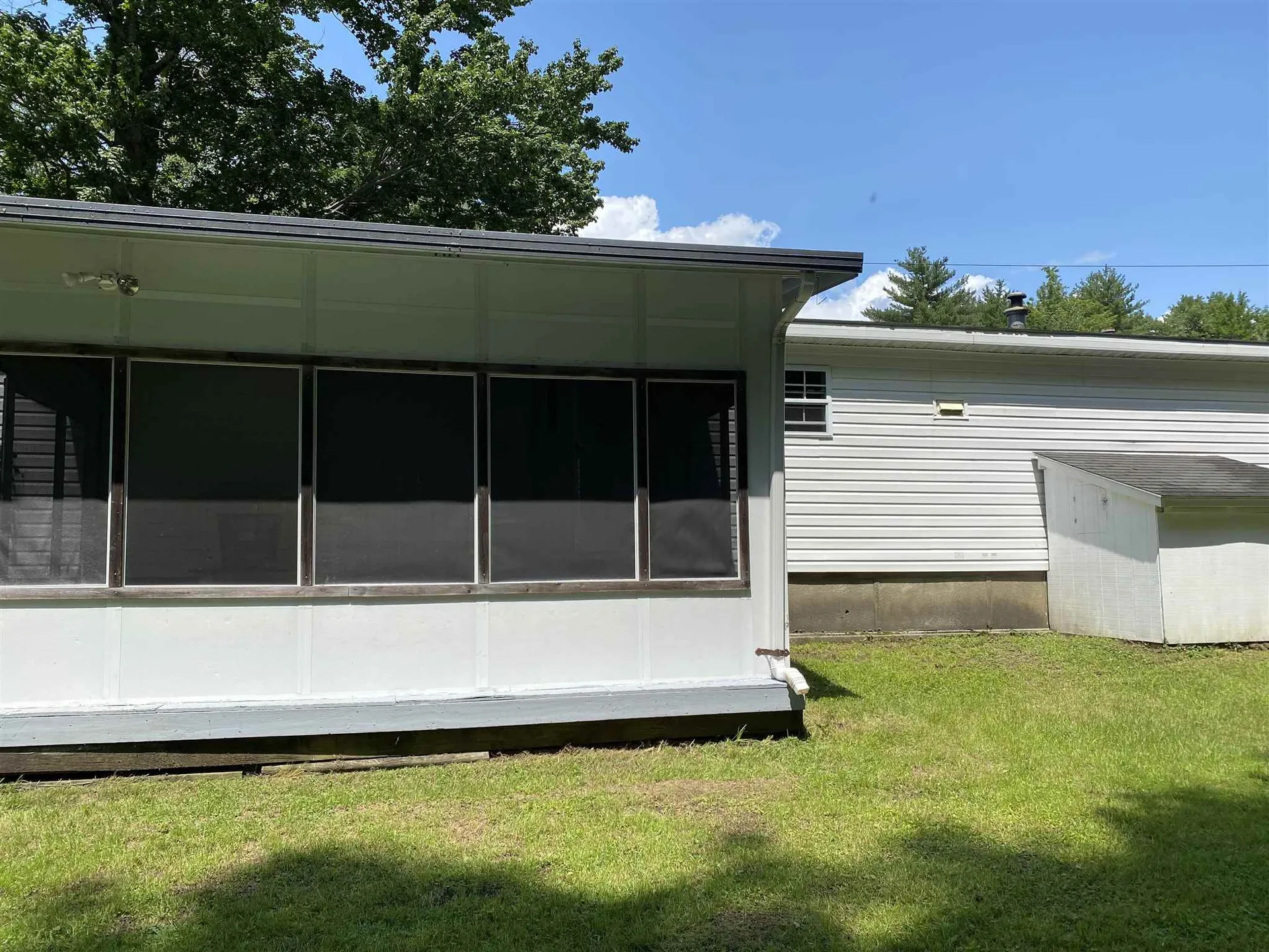25 Mccusker Place Claremont NH 03743