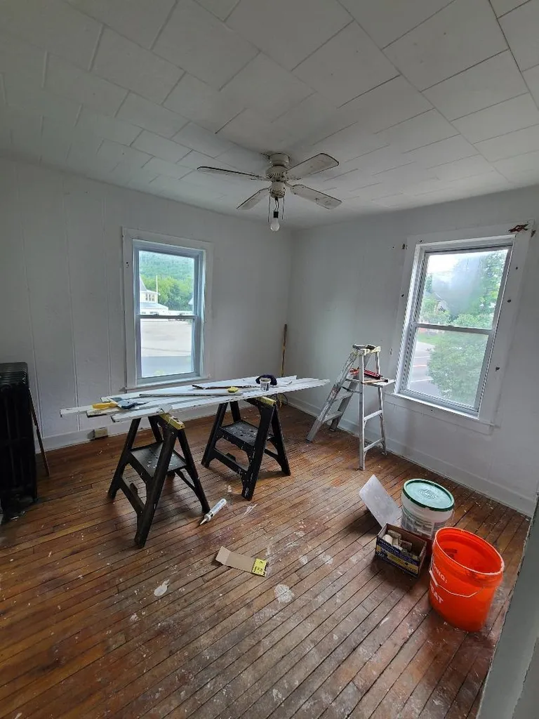 1 Exchange Street Gorham NH 03581