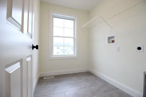 182 Commodore Drive Vergennes VT 05491