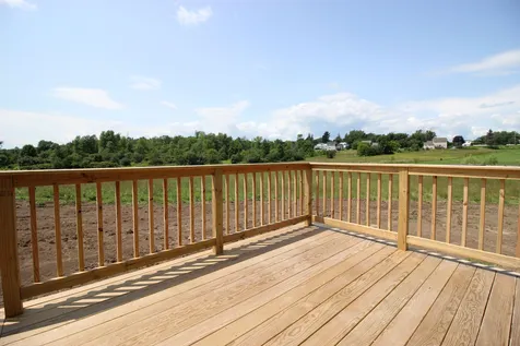 182 Commodore Drive Vergennes VT 05491