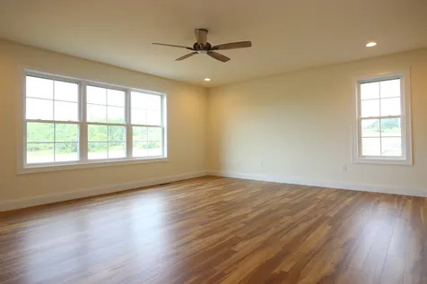 182 Commodore Drive Vergennes VT 05491