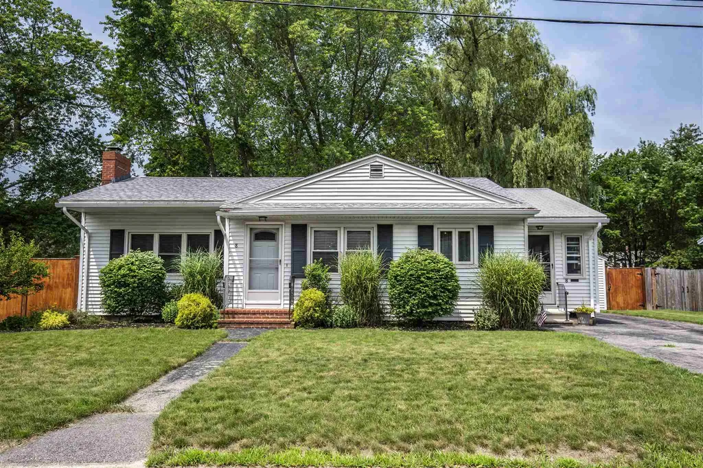 8 Bonnie Drive Exeter NH 03833