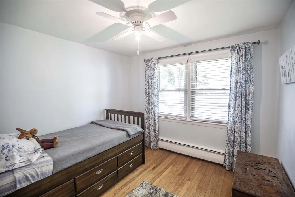 8 Bonnie Drive Exeter NH 03833