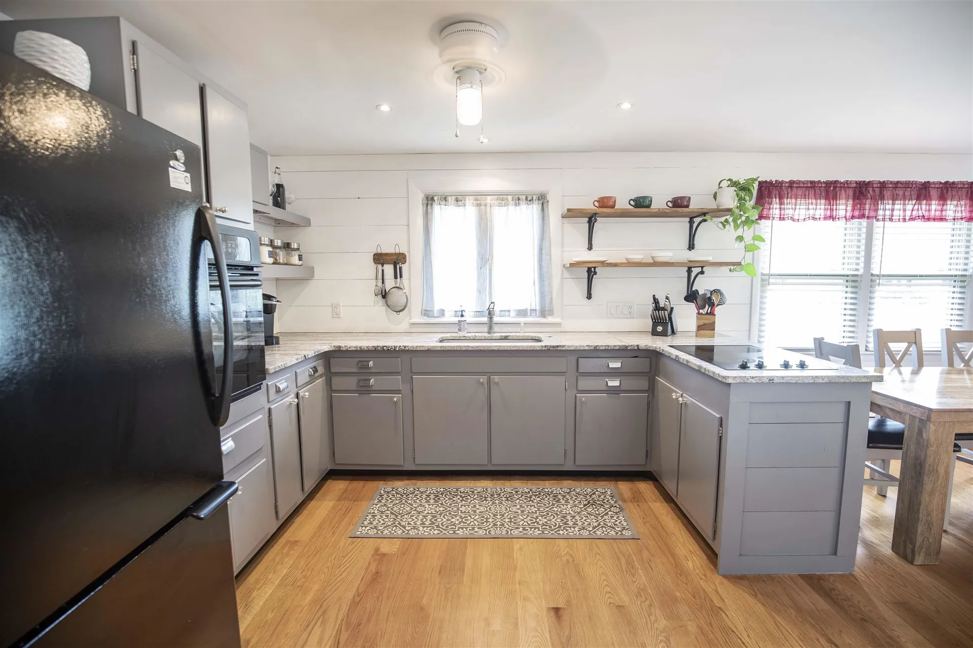 8 Bonnie Drive Exeter NH 03833