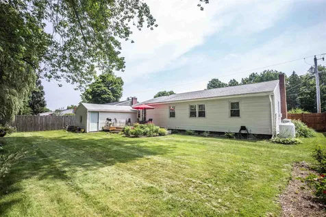 8 Bonnie Drive Exeter NH 03833