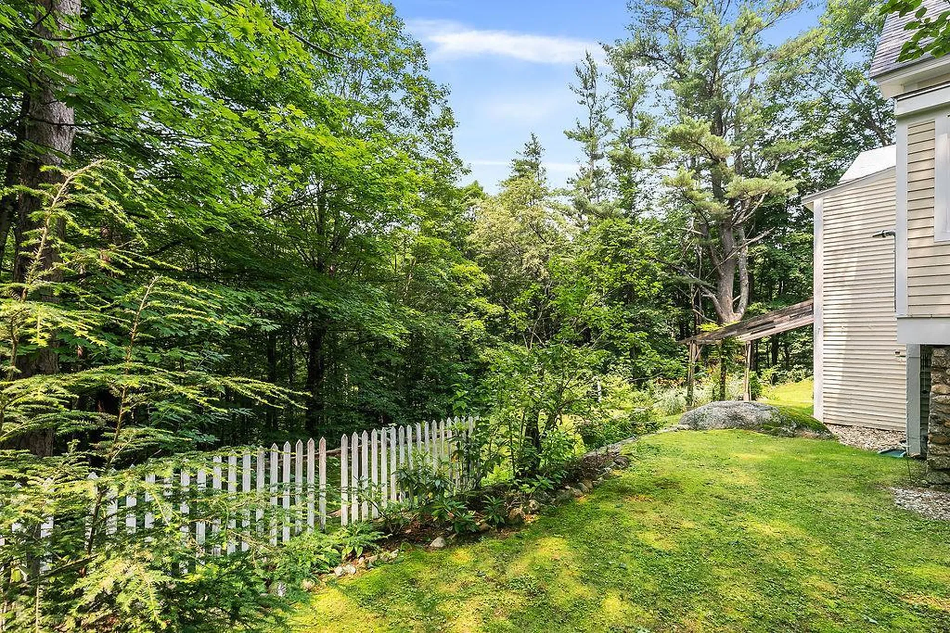 9 Forest Road Hancock NH 03449