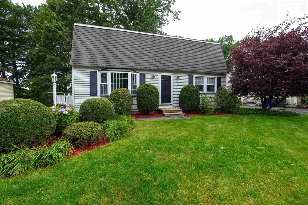 291 Hoyt Street Manchester NH 03103