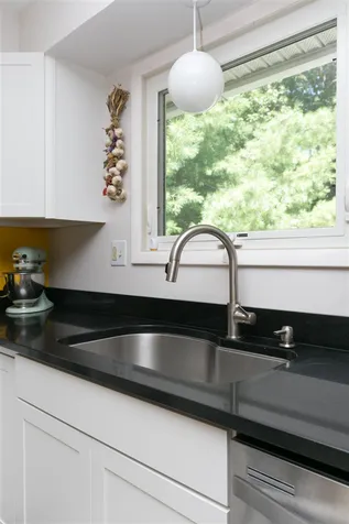 337 Martindale Road Shelburne VT 05482