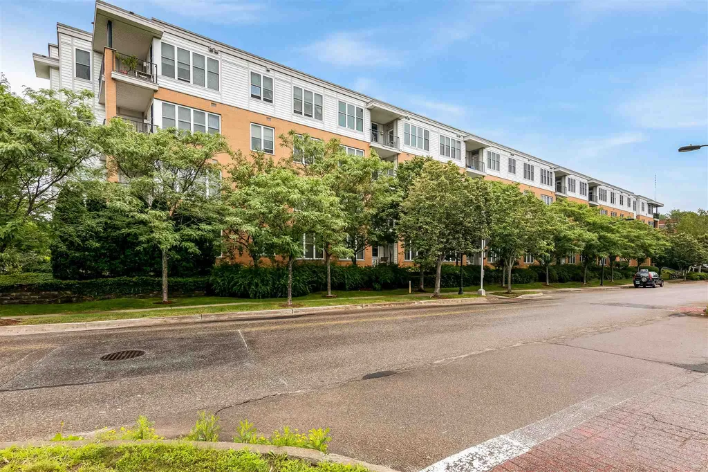 370 Farrell Street South Burlington VT 05403