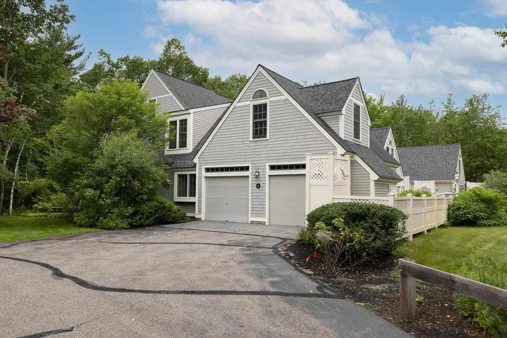 579 Sagamore Avenue Portsmouth NH 03801