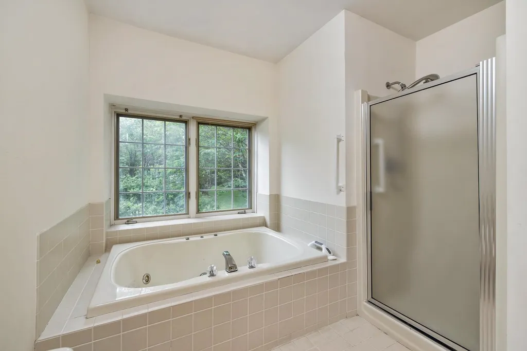 579 Sagamore Avenue Portsmouth NH 03801
