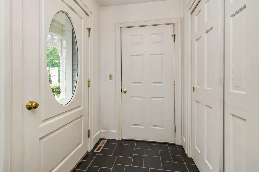 579 Sagamore Avenue Portsmouth NH 03801