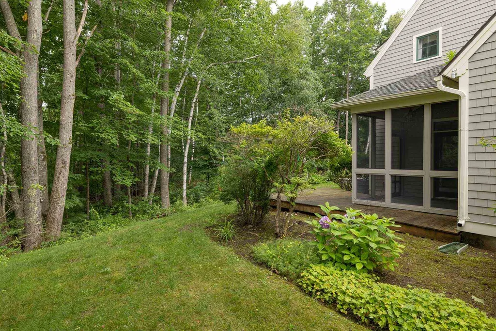 579 Sagamore Avenue Portsmouth NH 03801