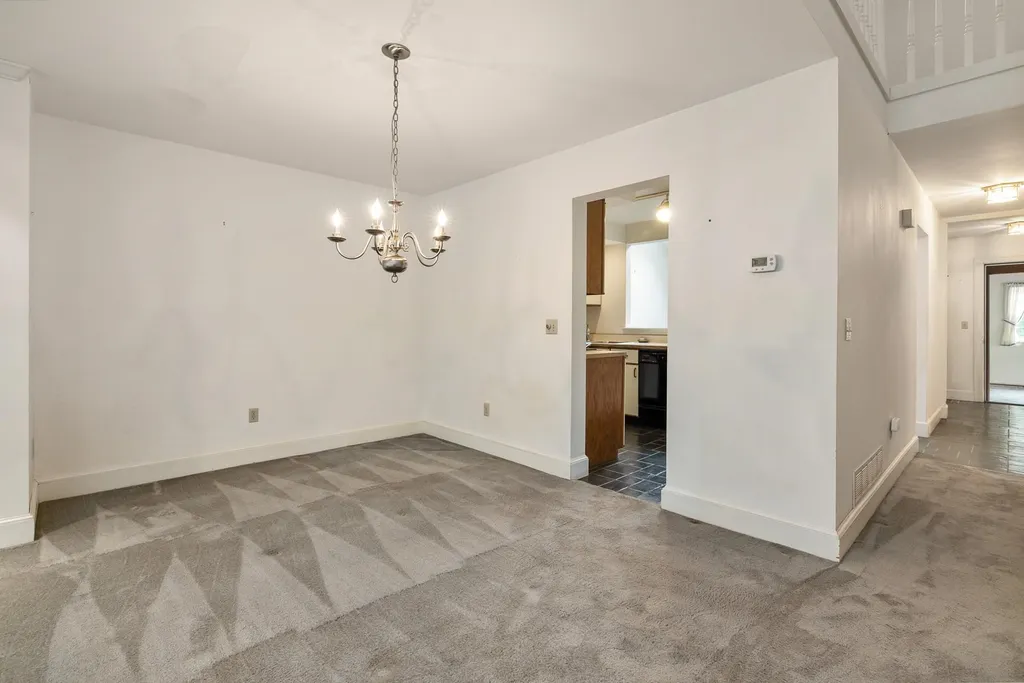 579 Sagamore Avenue Portsmouth NH 03801
