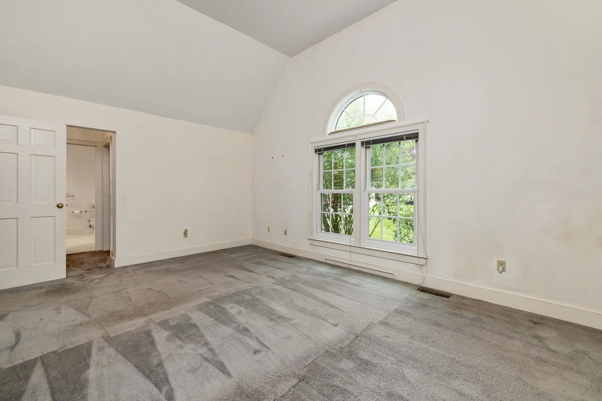 579 Sagamore Avenue Portsmouth NH 03801