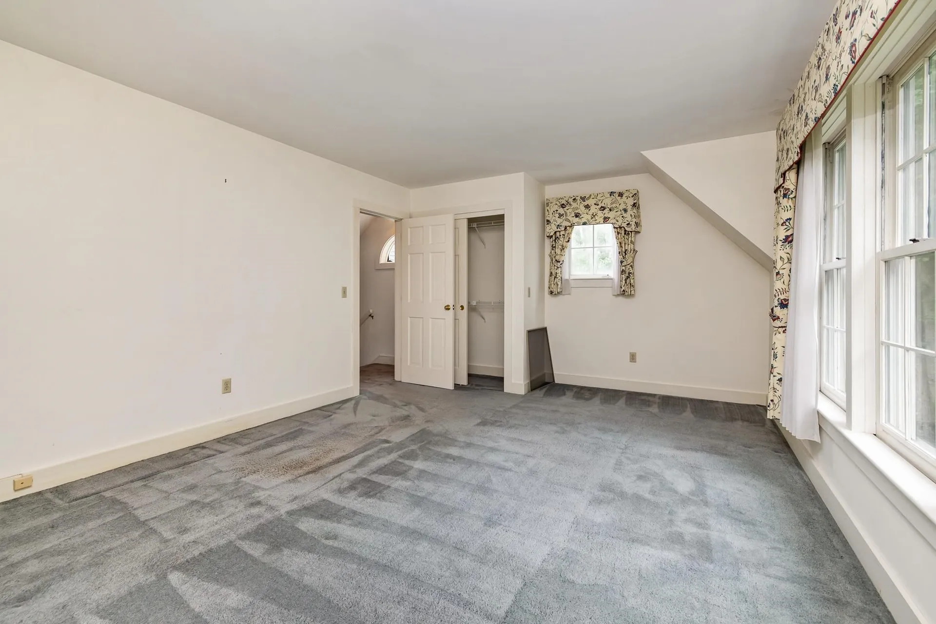 579 Sagamore Avenue Portsmouth NH 03801